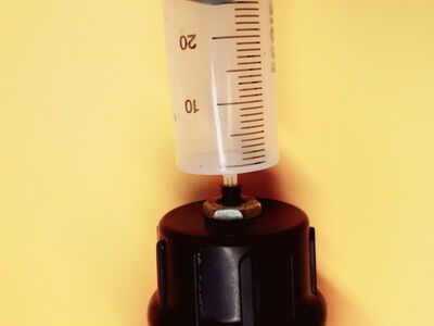 Ansaugen mit Spritze